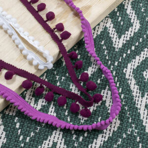 Pompom lace